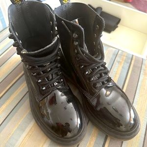 Dr.Martens patent leather boots